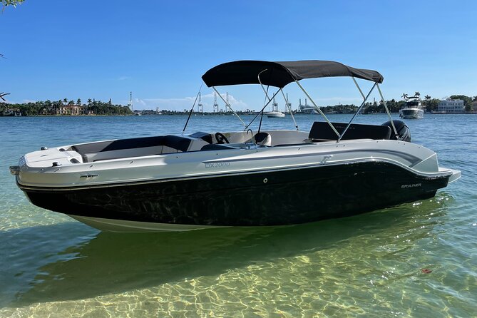 2Hr Private Boat Rental in Miami Beach With Captain and Champagne - Booking Information and Accessibility