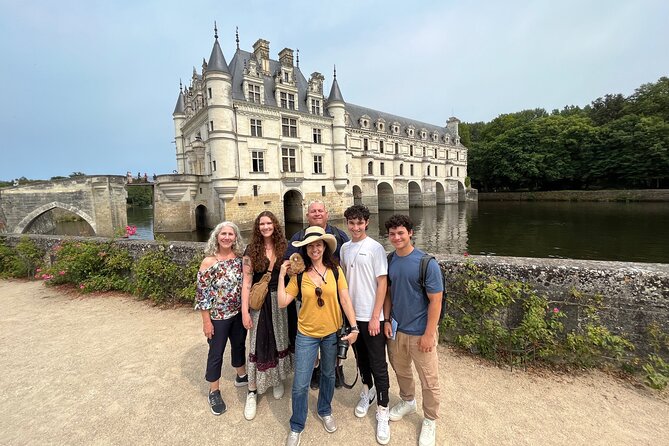 3 Loire Valley Castles and Wine Tasting Private Guided Tour