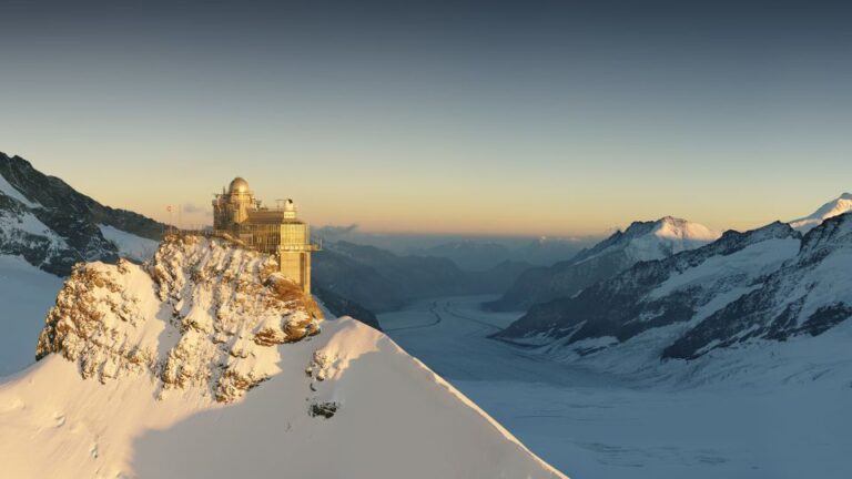 Alpine Majesty: Bern to Jungfraujoch Exclusive Private Tour