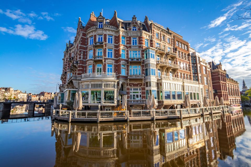 Amsterdam: Private Architecture Tour With a Local Expert - Meeting Point and Weather Considerations