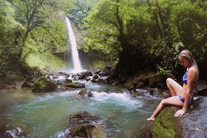 Arenal Highlights: Hanging Bridges, La Fortuna Waterfall, Volcano - Traveler Experience