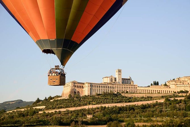 Balloon Adventures Italy, Hot Air Balloon Rides Over Assisi, Perugia and Umbria - Experience the Sunrise Balloon Flight