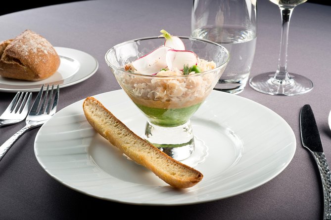 Bateaux Parisiens Seine River Gourmet Dinner & Sightseeing Cruise - Experience Details