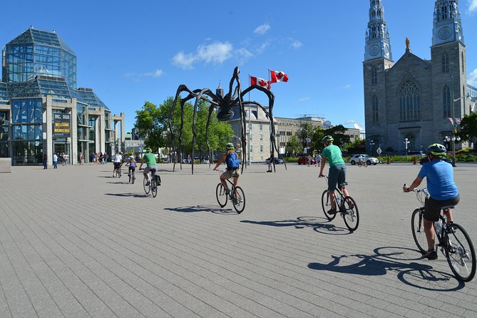 Best of Ottawa Neighbourhoods & Nature Bike Tour