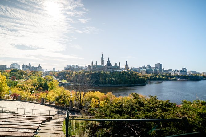 Best of Ottawa Small Group Tour With River Cruise