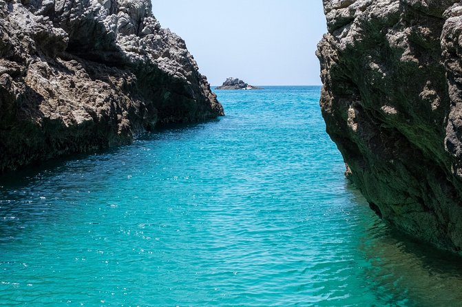 By Boat Between the Sea and the Most Beautiful Beaches! Capo Vaticano - Tropea - Briatico - Pricing and Operator Details