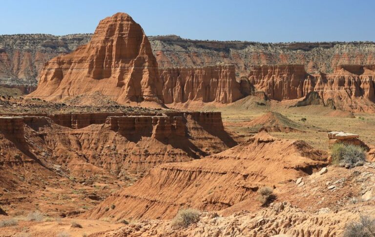 Capitol Reef National Park: Cathedral Valley Day Trip