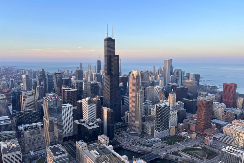 Chicago: Private Helicopter Tour of Chicago Skyline - Tour Details