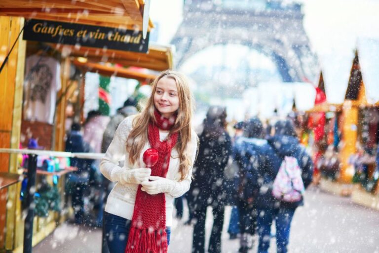 Christmas Exploration of Paris Walking Tour