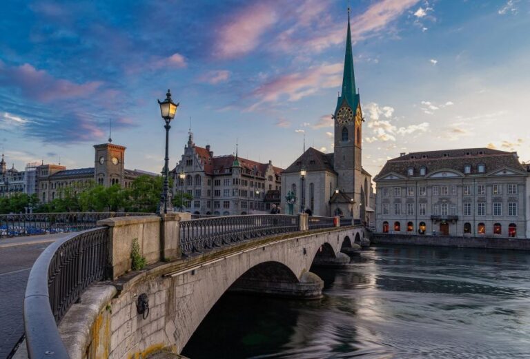 Explore Gems of Zurich With Family – Walking Tour