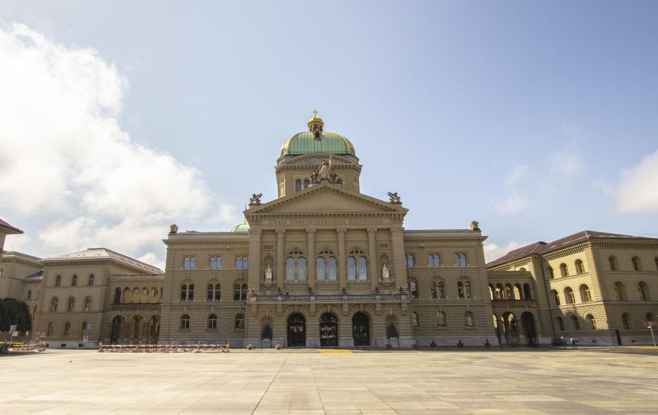 Explore the Best Guided Intro Tour of Bern With a Local - Tour Details