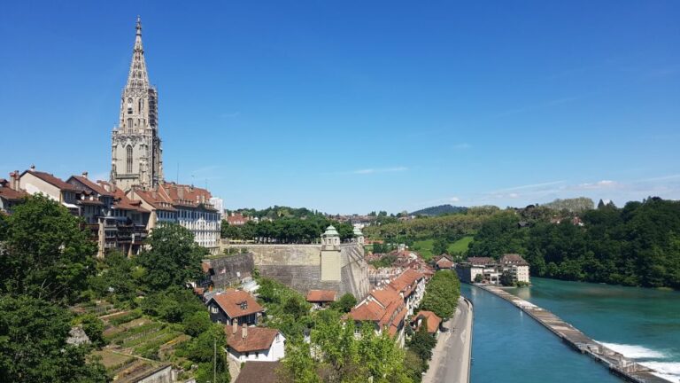 Exploring UNESCO Gem: Private 3-Hour Walking Tour of Bern
