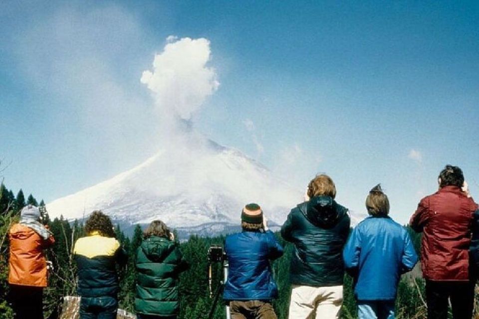 From Seattle: Mt Saint Helen Tour - Tour Details