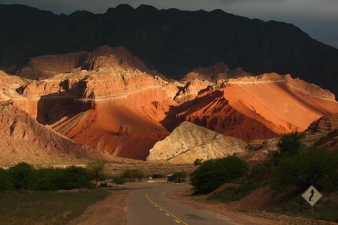 Full-Day Cafayate, Lerma Valley, and Wine Tasting From Salta - Pickup and Logistics