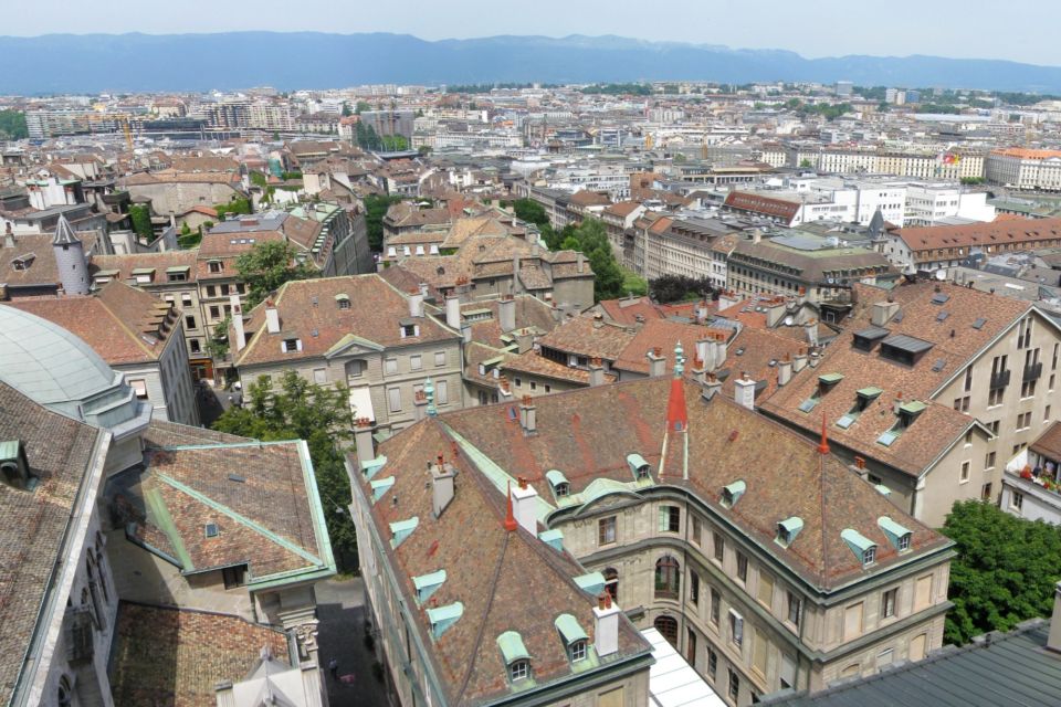 Geneva: First Discovery Walk and Reading Walking Tour - Activity Details