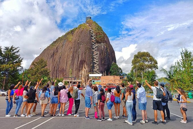 Guatape Tour, Piedra Del Peñol Including a Boat Tour, Breakfast and Lunch - Tour Inclusions and Amenities