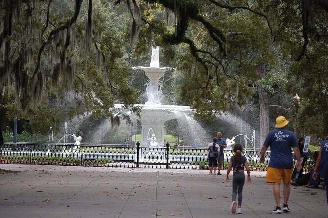 Heart of Savannah History Walking Tour - 2hr - Tour Overview and Features