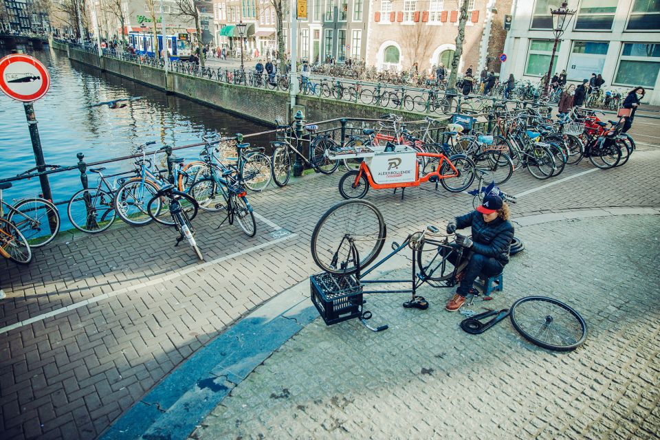 Humans of Amsterdam - Small Group Cultural Walking Tour - Activity Details