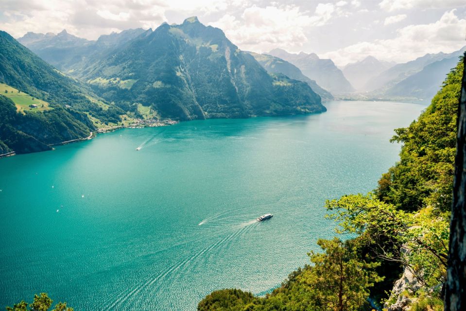 Ingenbohl: Roundtrip Lake Uri Cruise From Brunnen to Flüelen - Cruise Duration and Languages