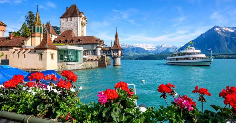 Interlaken: Lake Thun and Lake Brienz Boat Cruises Day Pass