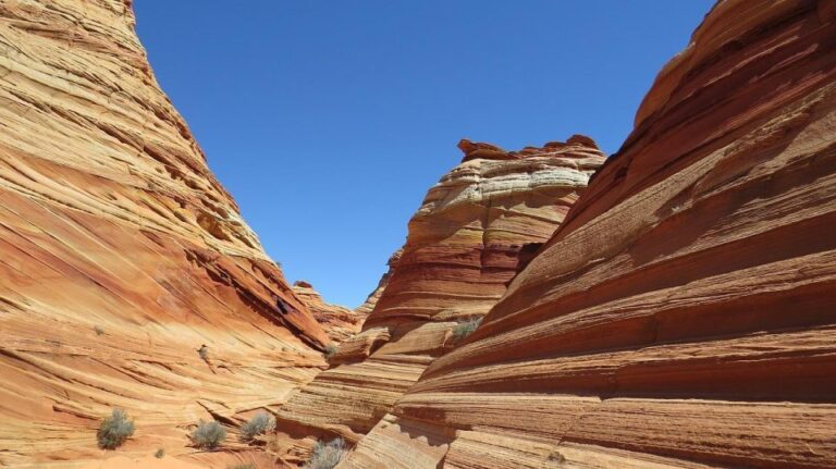 Kanab: South Coyote Buttes Hiking Tour (Permit Required)