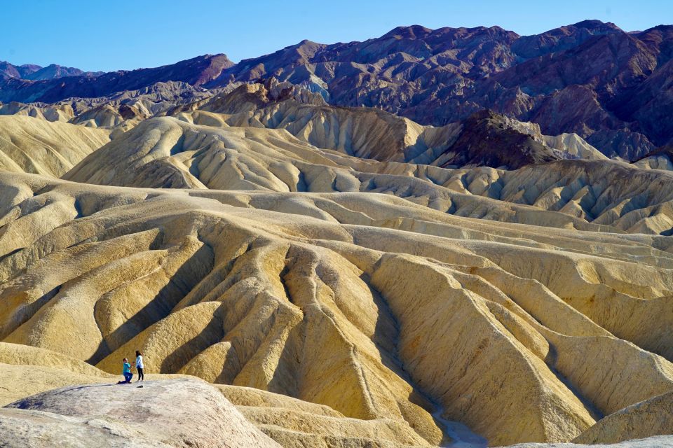 Las Vegas: Death Valley Day Trip W/ Stargazing & Wine Tour - Experience Highlights