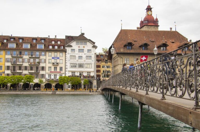 Lucerne: Private Exclusive History Tour With a Local Expert