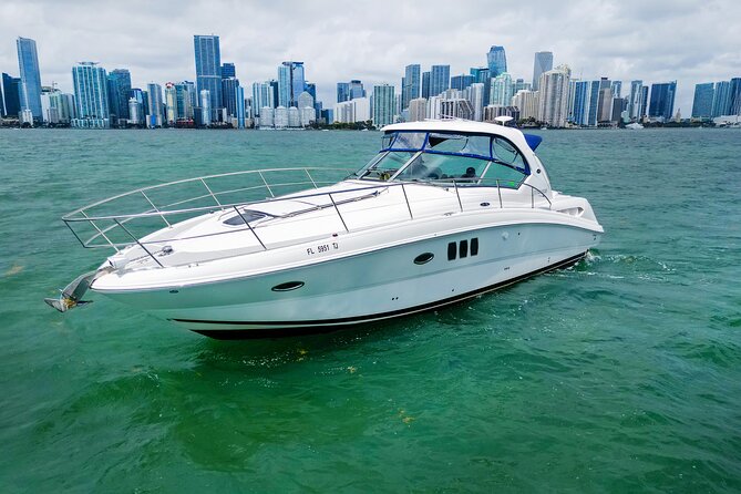 Miami: 2 Hour Private Yacht Cruise With Champagne - Experience Overview