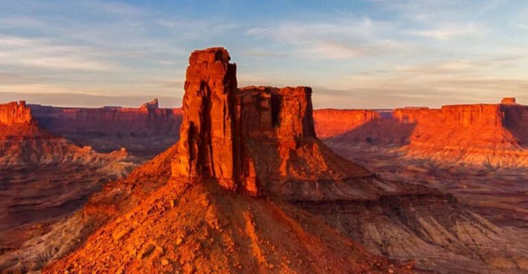 Moab: Canyon Country Sunset Helicopter Tour