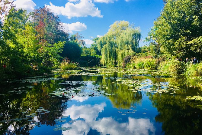 Monets Gardens & House With Art Historian: Private Giverny Tour From Paris - Booking and Pricing Information