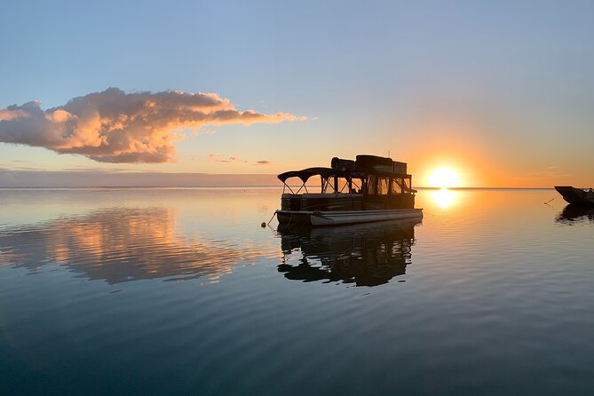 Moorea Sunset Boat Tour - Tour Highlights