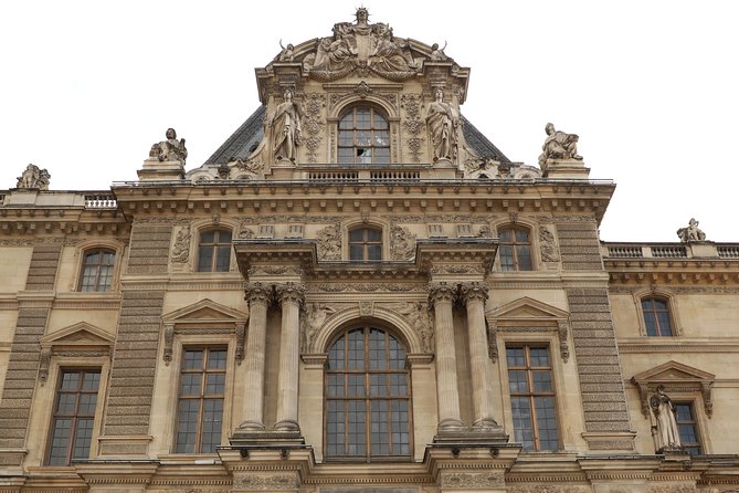 Neoclassical Paris Architecture 2-Hour Private Walking Tour