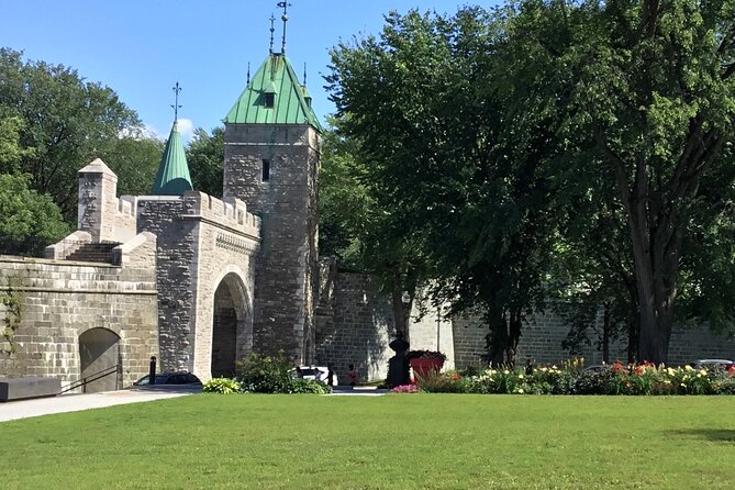 Old Quebec City Private Walking Tour: History and Nature