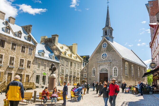 Old Town Quebec Outdoor Escape Game: The European Charm - Inclusions