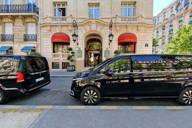 Paris Airport Transfer: Paris to Paris Airport CDG by Luxury Van