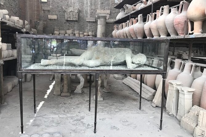 Pompeii: Guided Small Group Tour Max 6 People With Private Option