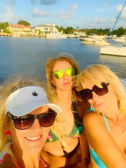 Pontoon Boat Ride on the Ocean and Canals in Broward County
