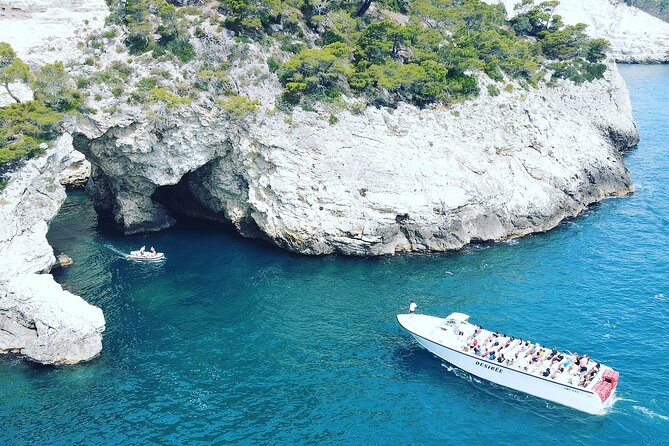 Private Cruise on the Gargano Coast  - Vieste - Inclusions and Amenities
