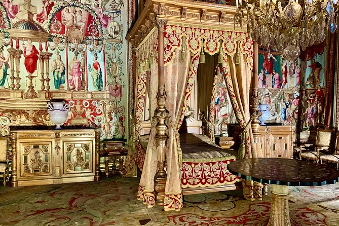 Private Tour in Fontainebleau Palace With Skip-The-Line Ticket