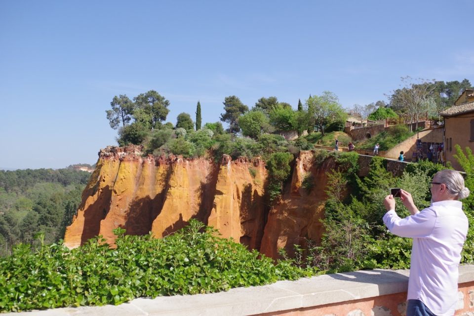 Provence: Guided Tour of the Hilltop Villages of Luberon - Activity Details