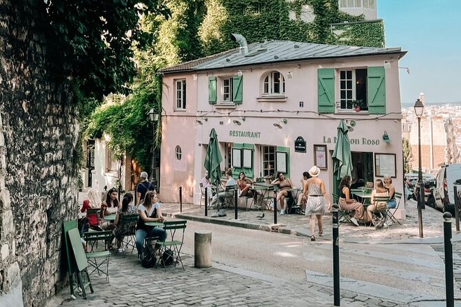 Small Group Walking Tour of Montmartre - Tour Highlights
