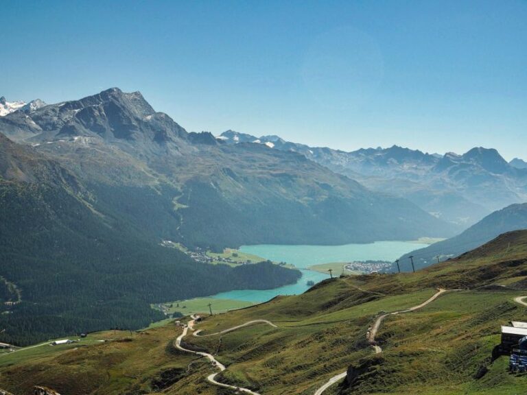 St. Moritz: Private Guided Hiking Tour
