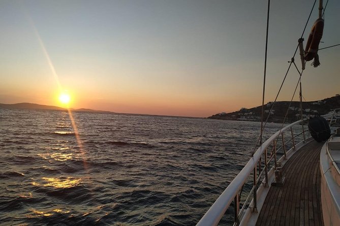 Sunset South Coast Sail Cruise With Lunch,Drinks, Optional Transfer - Tour Highlights