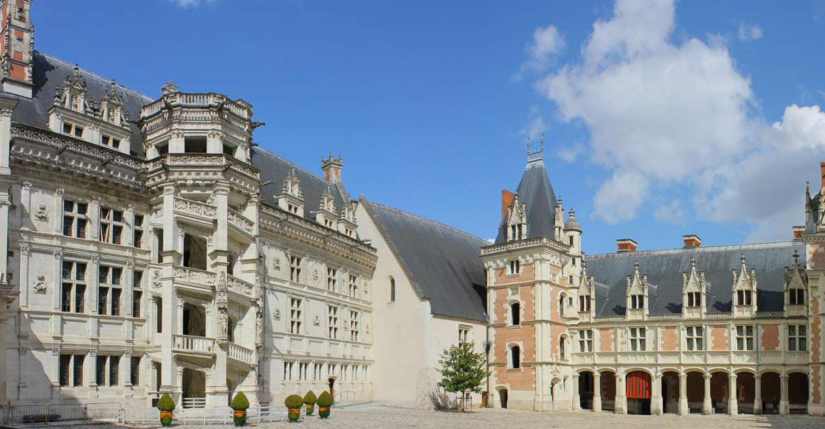 Tours/Amboise: Private Day Trip Chambord, Blois & Cheverny - Activity Details