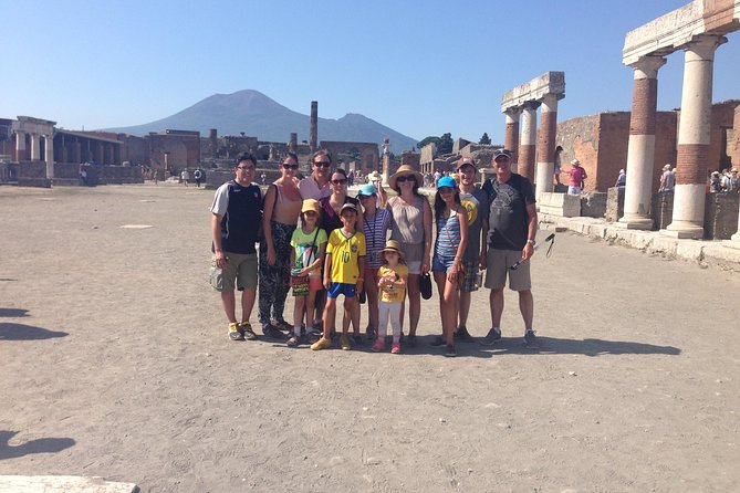 Visit in Pompeii – Pompeii Private Tour With Ada