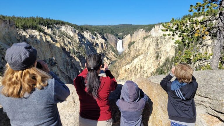Yellowstone National Park Private Day Tour