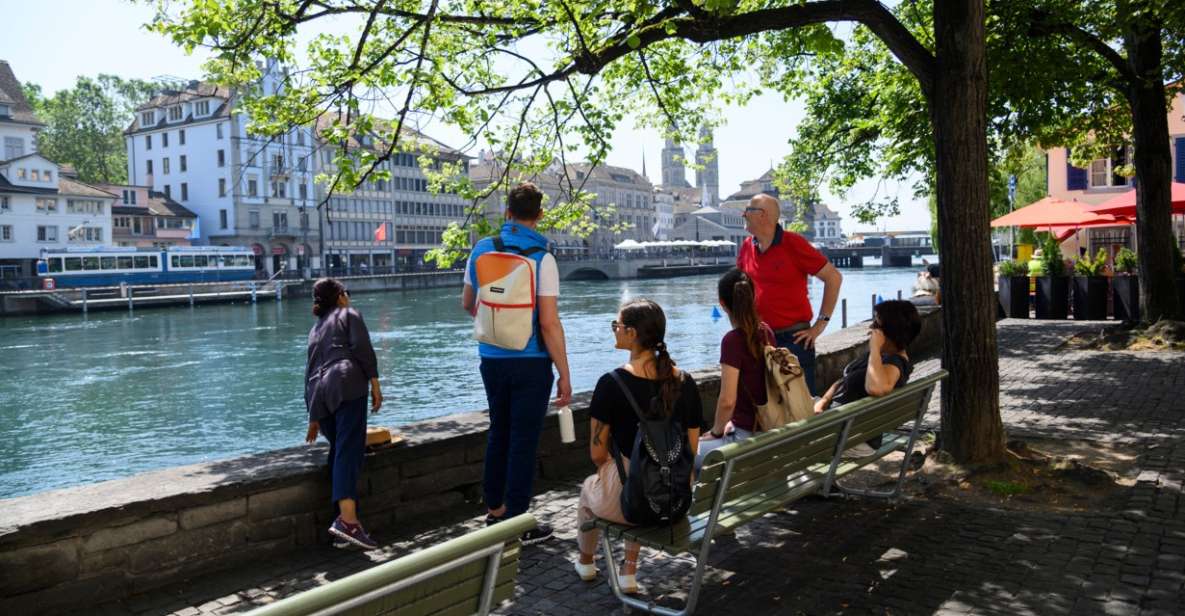 Zurich: Highlights Walking Tour With a Local Guide - Experience Highlights