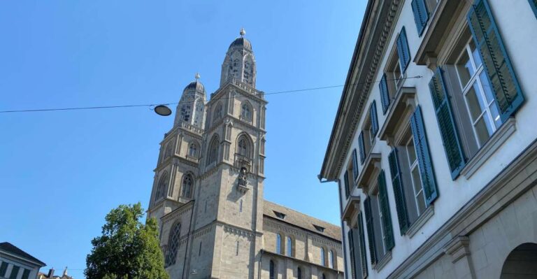 Zurich in the Mirror of the Past: Self-Guided Audio Tour