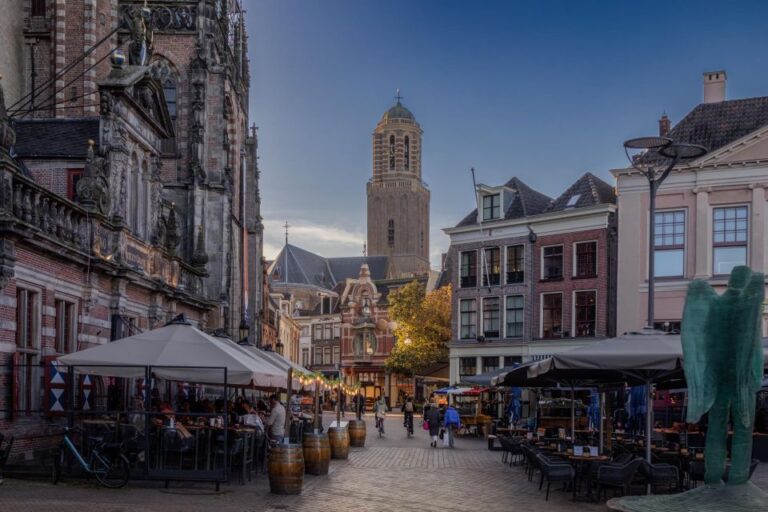 Zwolle: Walking Tour With Audio Guide on App