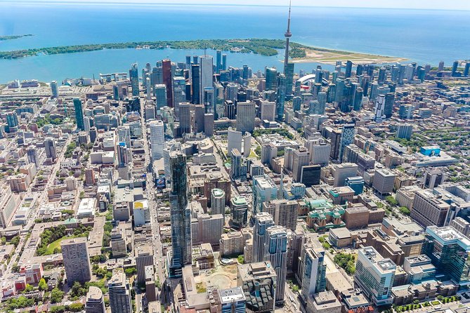 7-Minute Helicopter Tour Over Toronto - Meeting and Pickup Information